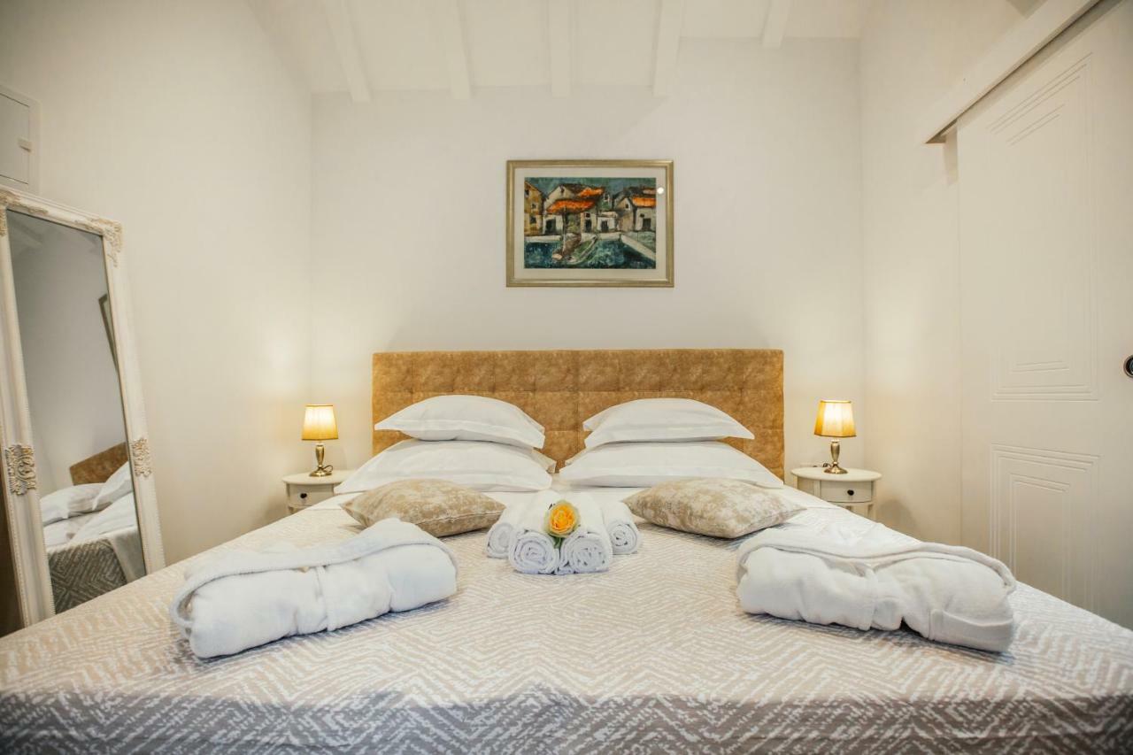 Heritage Hotel Dea Hvar Hvar Town Buitenkant foto