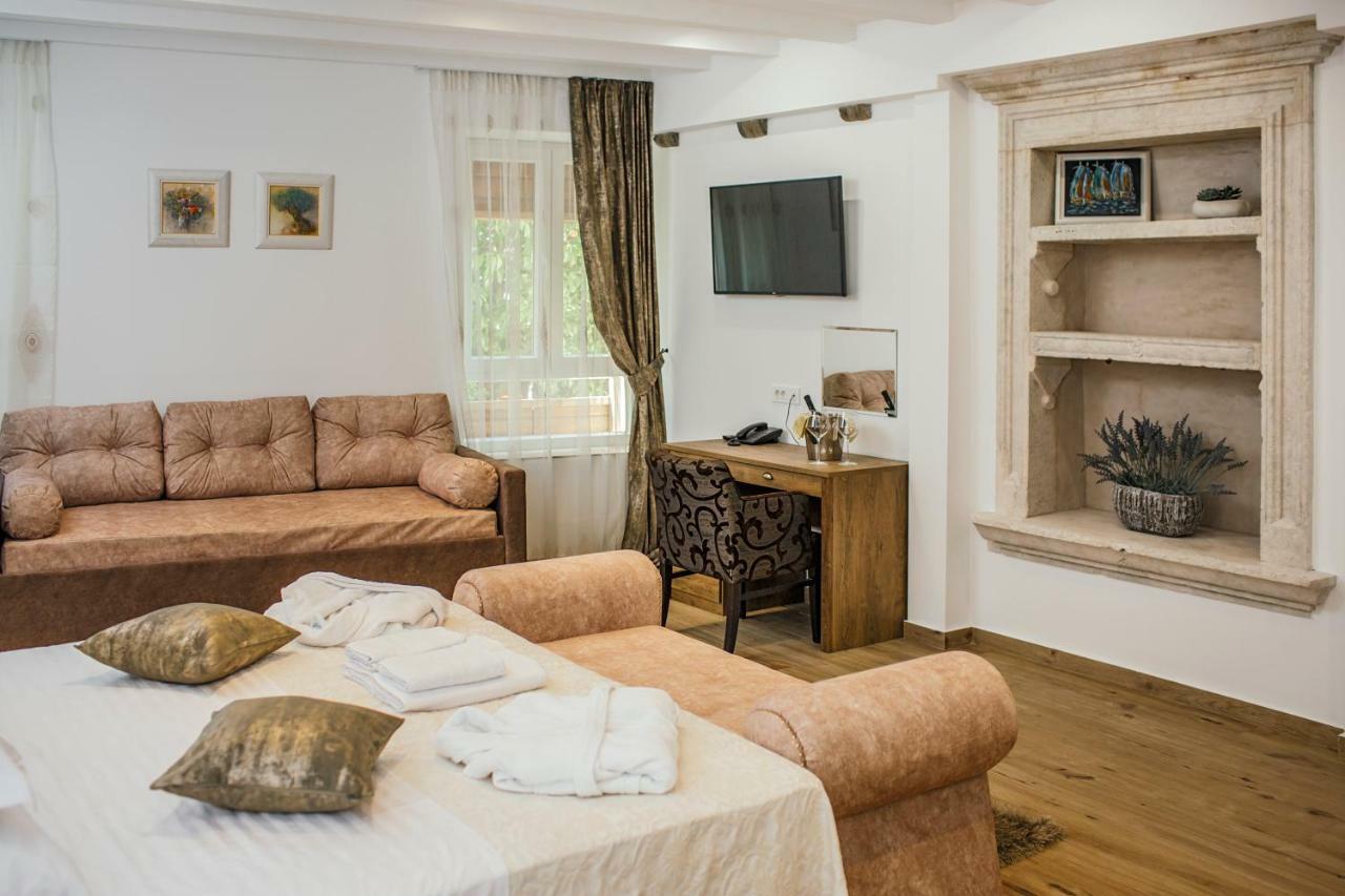 Heritage Hotel Dea Hvar Hvar Town Buitenkant foto