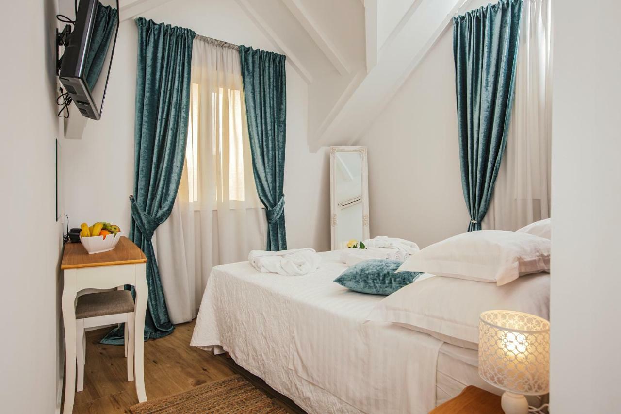 Heritage Hotel Dea Hvar Hvar Town Buitenkant foto