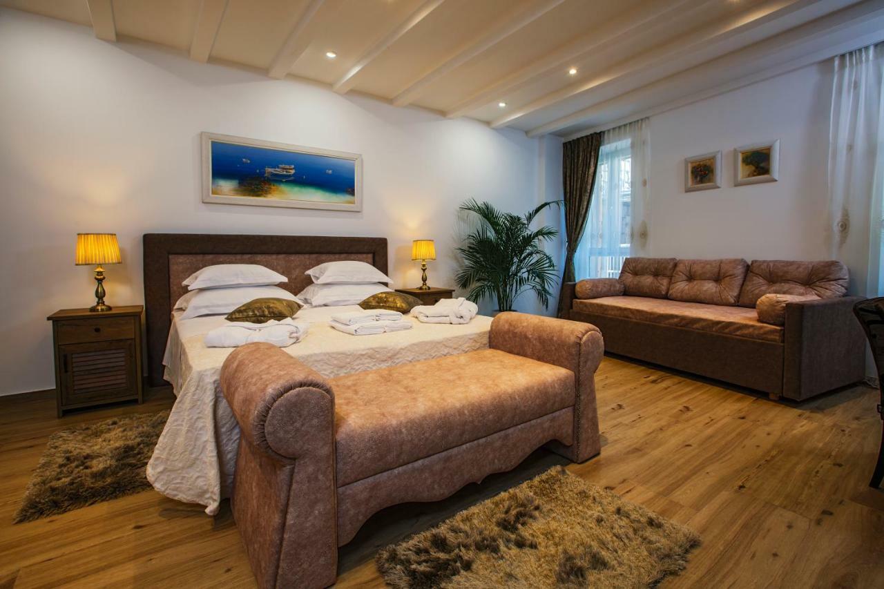 Heritage Hotel Dea Hvar Hvar Town Buitenkant foto